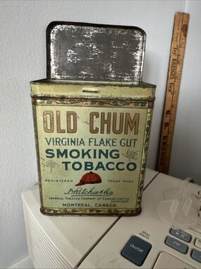 Old Chum Virginia Flake Cut Smoking Tobacco Tin 1/2 lb Montreal Canada